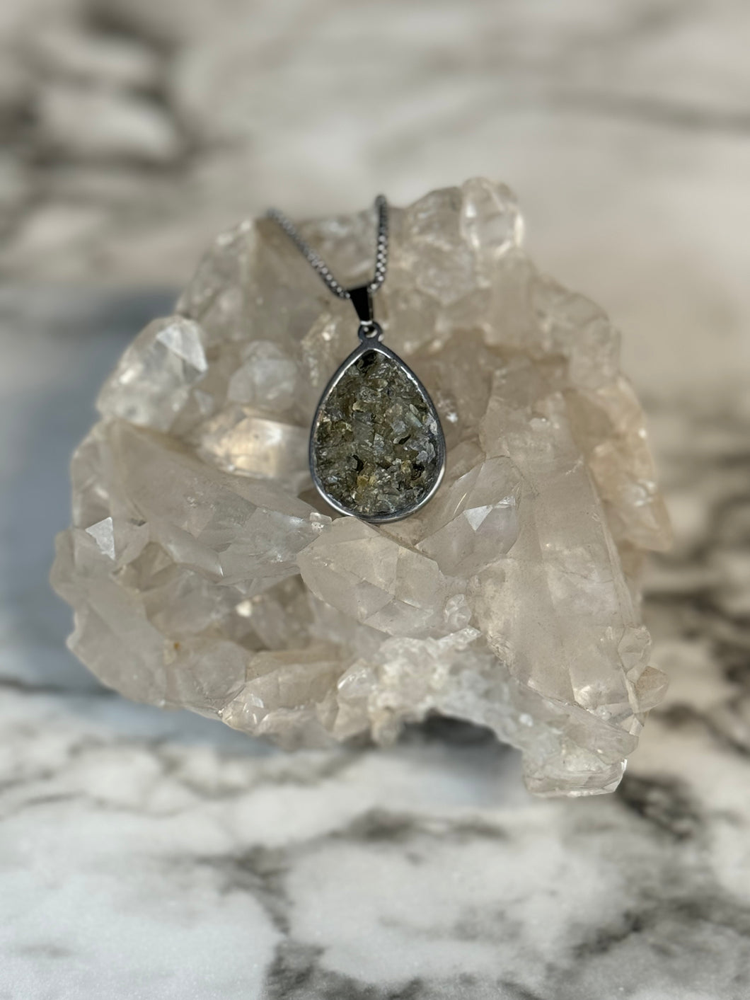 Geometric Starseed Labradorite Necklace